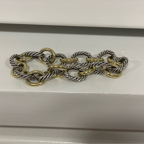 David Yurman Two Tone Large Oval Link Bracelet - Picture 5 of 5